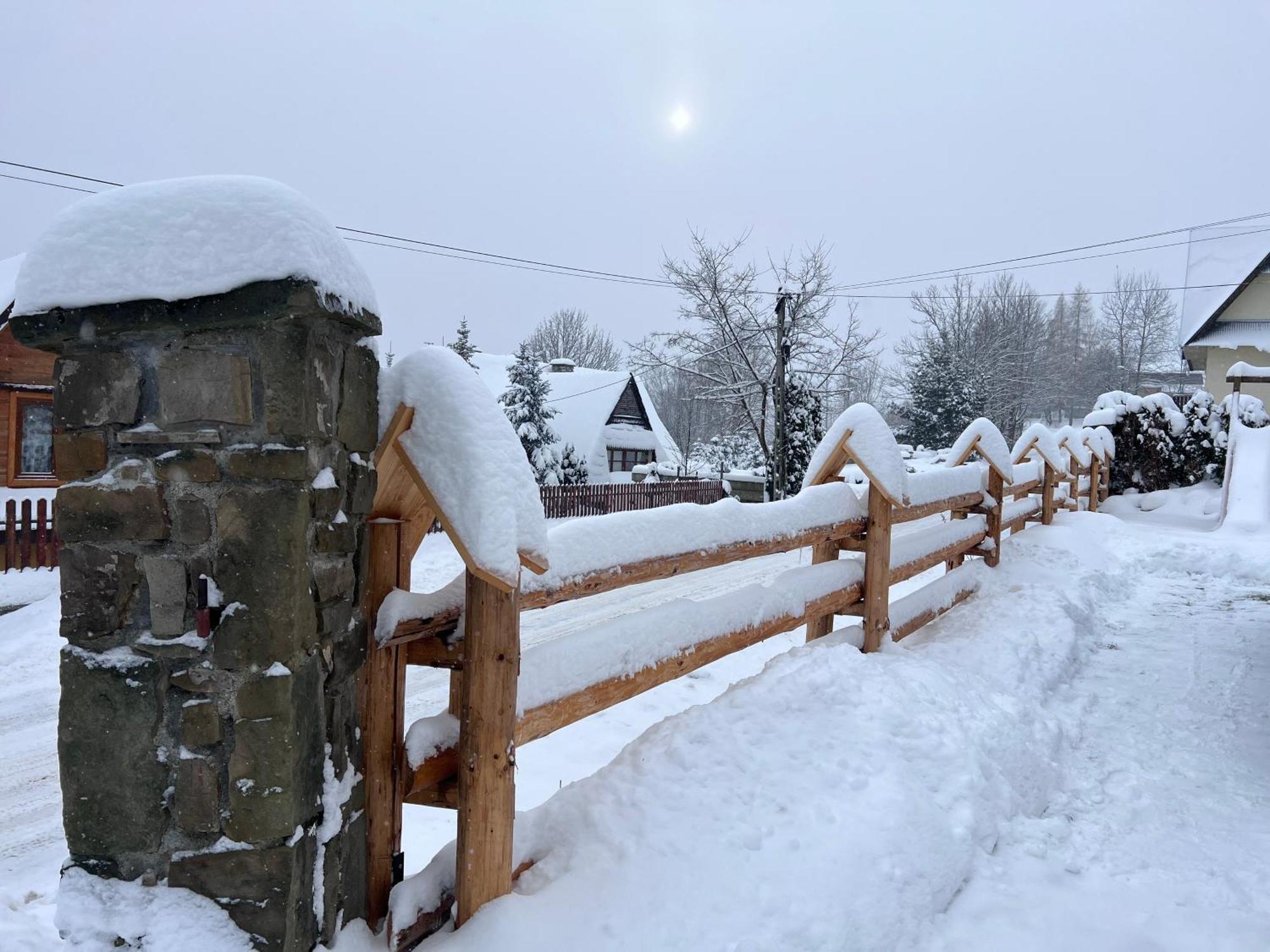 Lobrotno Gazdzina - Goralska Chalupa Na Wylacznosc Bukowina Tatrzanska Exterior photo